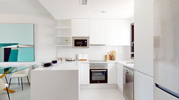 Image No.6-2 Bed Townhouse for sale