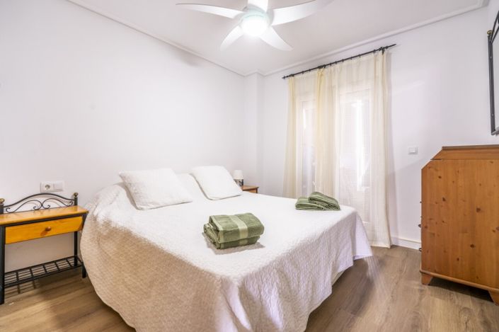 Image No.10-2 Bed Apartment for sale