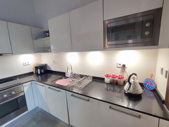 Image No.12-2 Bed Villa for sale