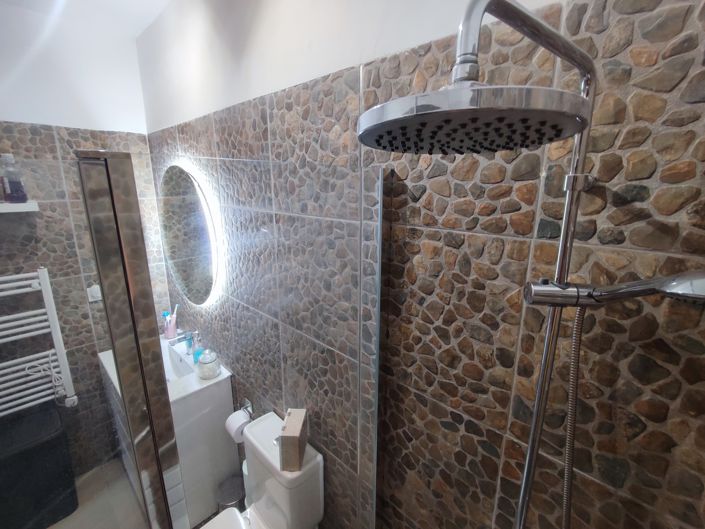 Image No.29-2 Bed Villa for sale