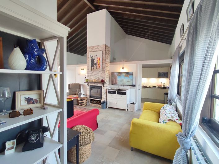 Image No.8-2 Bed Villa for sale