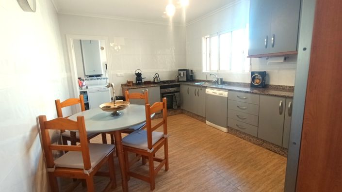 Image No.11-4 Bed Villa for sale