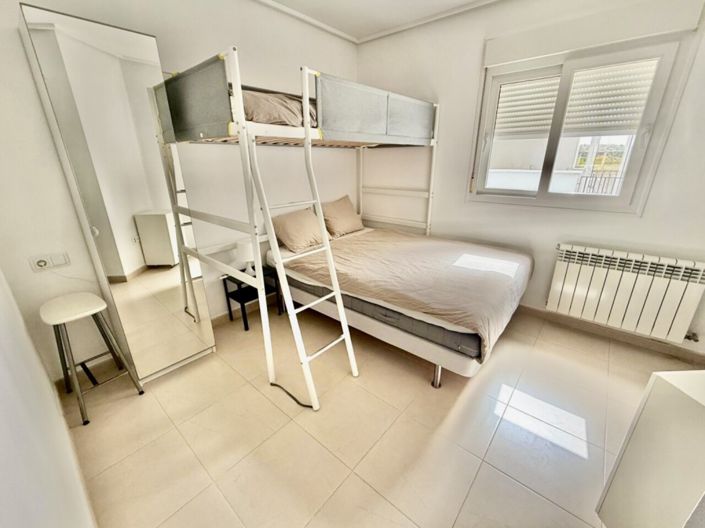 Image No.16-2 Bed Apartment for sale