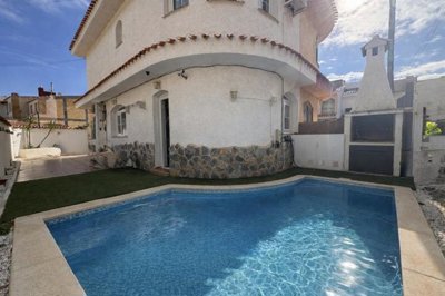 town-house-in-los-urrutias-1-large