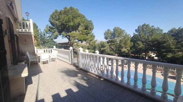 Image No.12-5 Bed Villa for sale