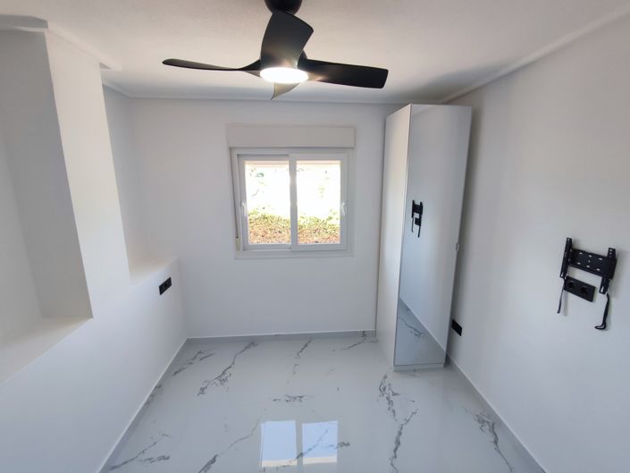 Image No.15-2 Bed Apartment for sale