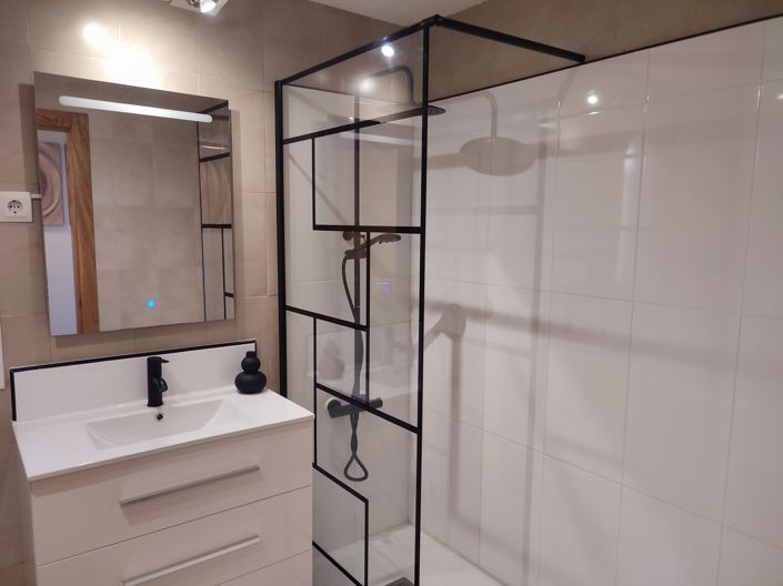 Image No.25-2 Bed Apartment for sale