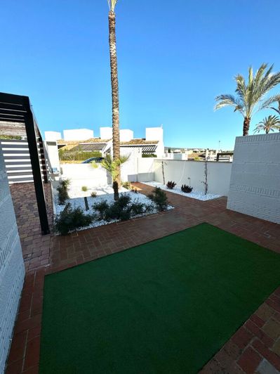 Image No.15-2 Bed Villa for sale