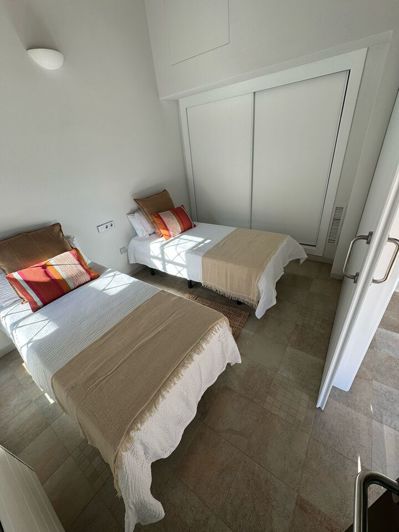 Image No.35-2 Bed Villa for sale