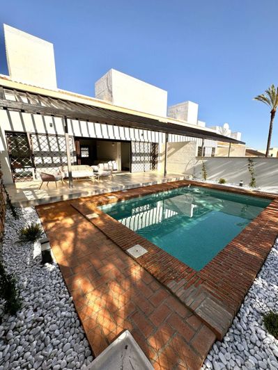 Image No.37-2 Bed Villa for sale