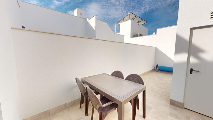 Image No.16-2 Bed Villa for sale