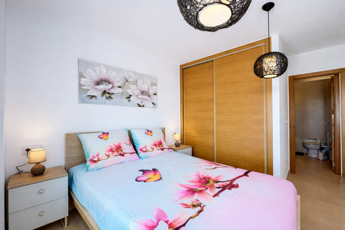 Image No.19-2 Bed Apartment for sale