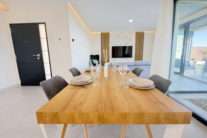 Image No.20-2 Bed Villa for sale