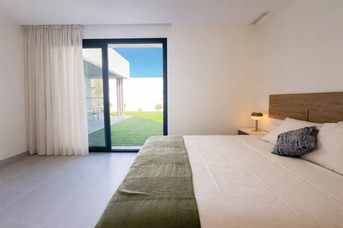 Image No.32-2 Bed Villa for sale