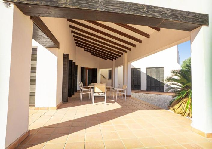 Image No.18-5 Bed Villa for sale