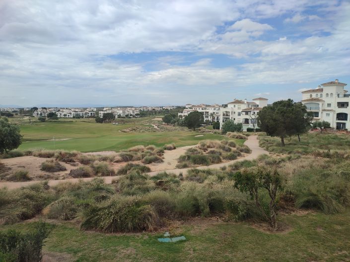 Image No.25-2 Bed Apartment for sale