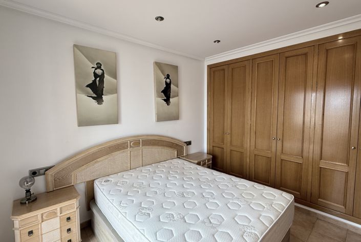 Image No.8-3 Bed Villa for sale