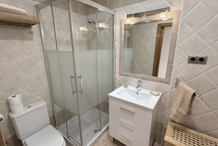 Image No.9-3 Bed Villa for sale