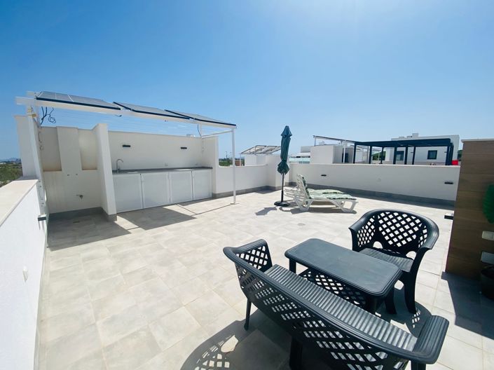 Image No.25-2 Bed Villa for sale