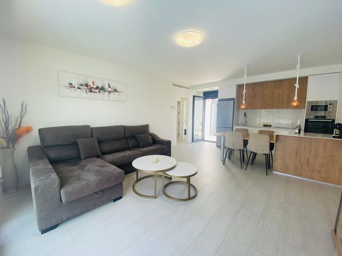 Image No.9-2 Bed Villa for sale