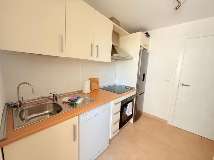 Image No.11-2 Bed Apartment for sale