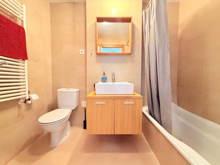 Image No.12-2 Bed Apartment for sale