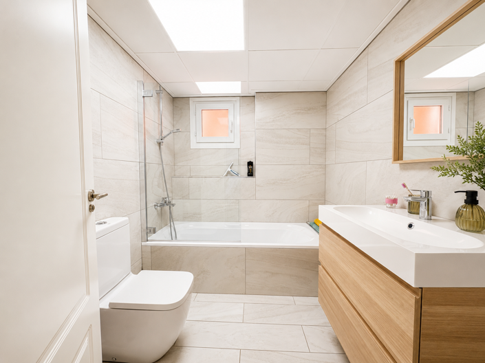 Image No.20-2 Bed Apartment for sale