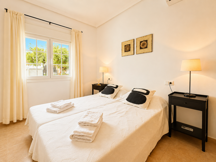 Image No.24-3 Bed Villa for sale
