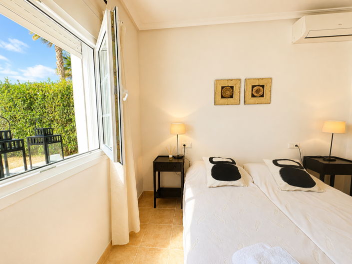 Image No.25-3 Bed Villa for sale