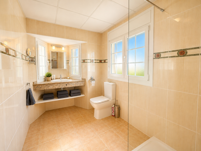 Image No.30-3 Bed Villa for sale