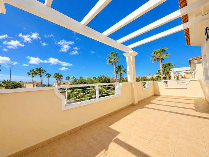 Image No.35-3 Bed Villa for sale