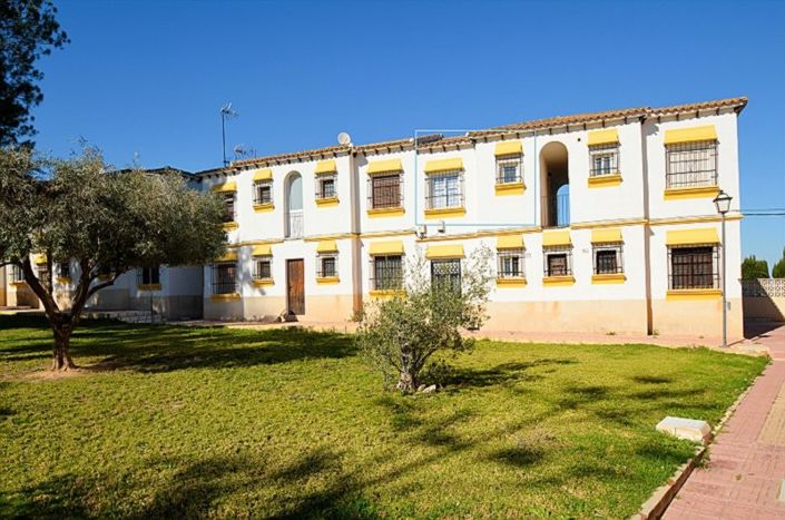 Image No.23-1 Bed Apartment for sale