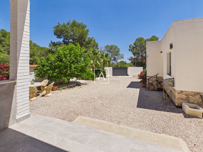 Image No.15-4 Bed Villa for sale