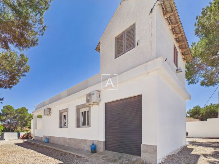 Image No.6-4 Bed Villa for sale