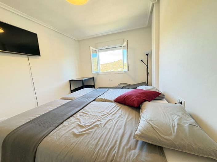 Image No.25-3 Bed Apartment for sale