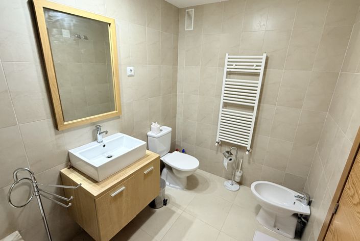 Image No.8-2 Bed Apartment for sale
