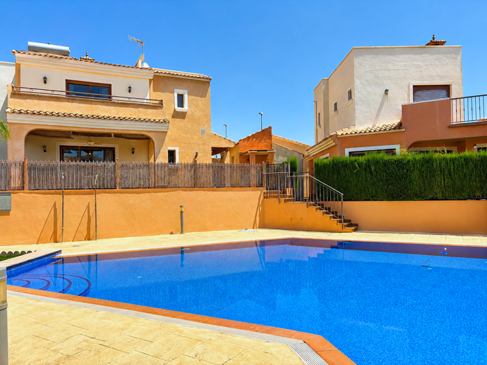Image No.13-3 Bed Villa for sale