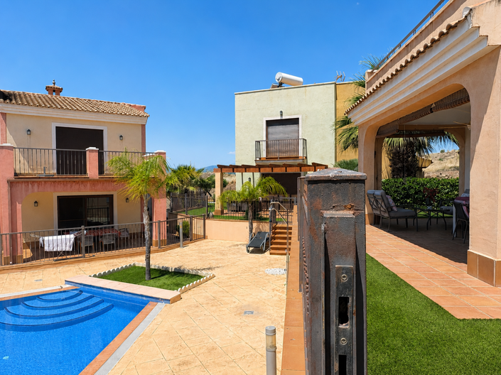 Image No.14-3 Bed Villa for sale