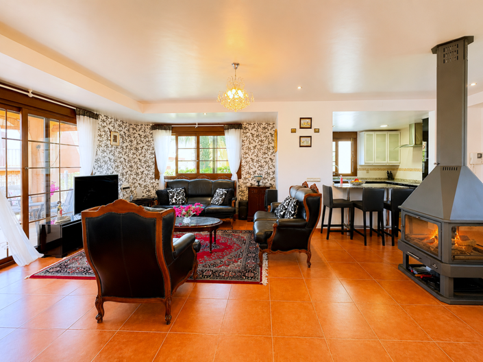 Image No.19-3 Bed Villa for sale