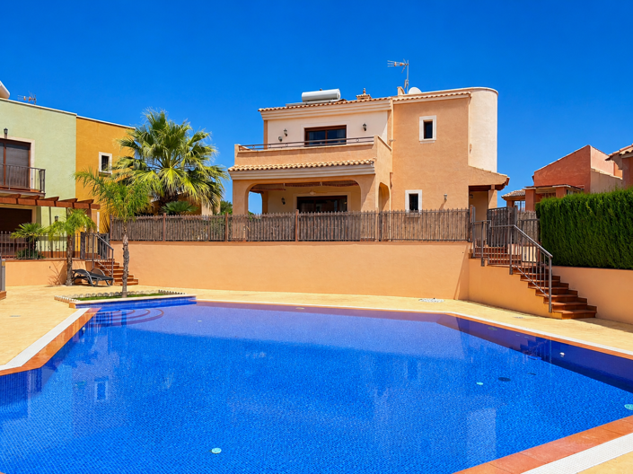 Image No.4-3 Bed Villa for sale