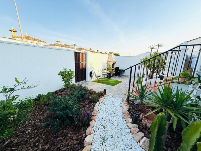 Image No.3-3 Bed Villa for sale
