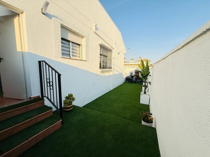 Image No.6-3 Bed Villa for sale