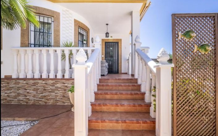 Image No.11-3 Bed Villa for sale