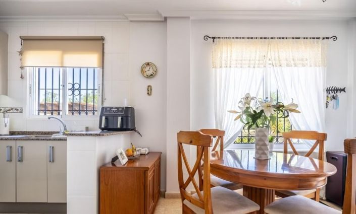 Image No.15-3 Bed Villa for sale
