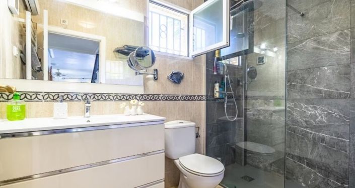 Image No.20-3 Bed Villa for sale