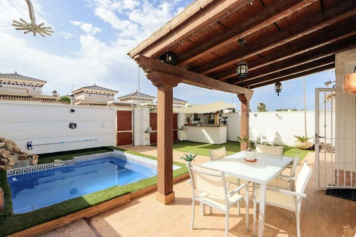 Image No.16-4 Bed Villa for sale