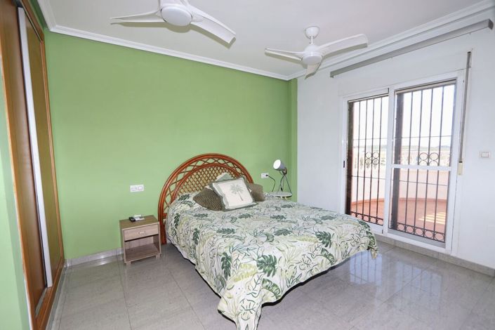 Image No.21-3 Bed Villa for sale