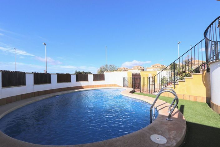 Image No.3-3 Bed Villa for sale