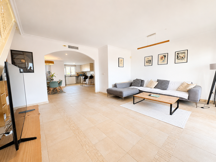 Image No.19-2 Bed Apartment for sale