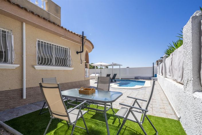 Image No.17-3 Bed Villa for sale